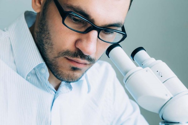 Microscope_iStock-477844220-fill-600x400 control